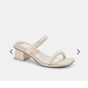 Dolce Vita River Pearl Heel size 7! NEW in box!!